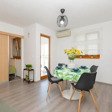 Panorama Suite Apartment - Stan Na Dan I Vise Imotski Exterior photo
